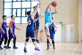 西甲-姆巴佩点射维尼修斯造点 皇马1-1赫罗纳